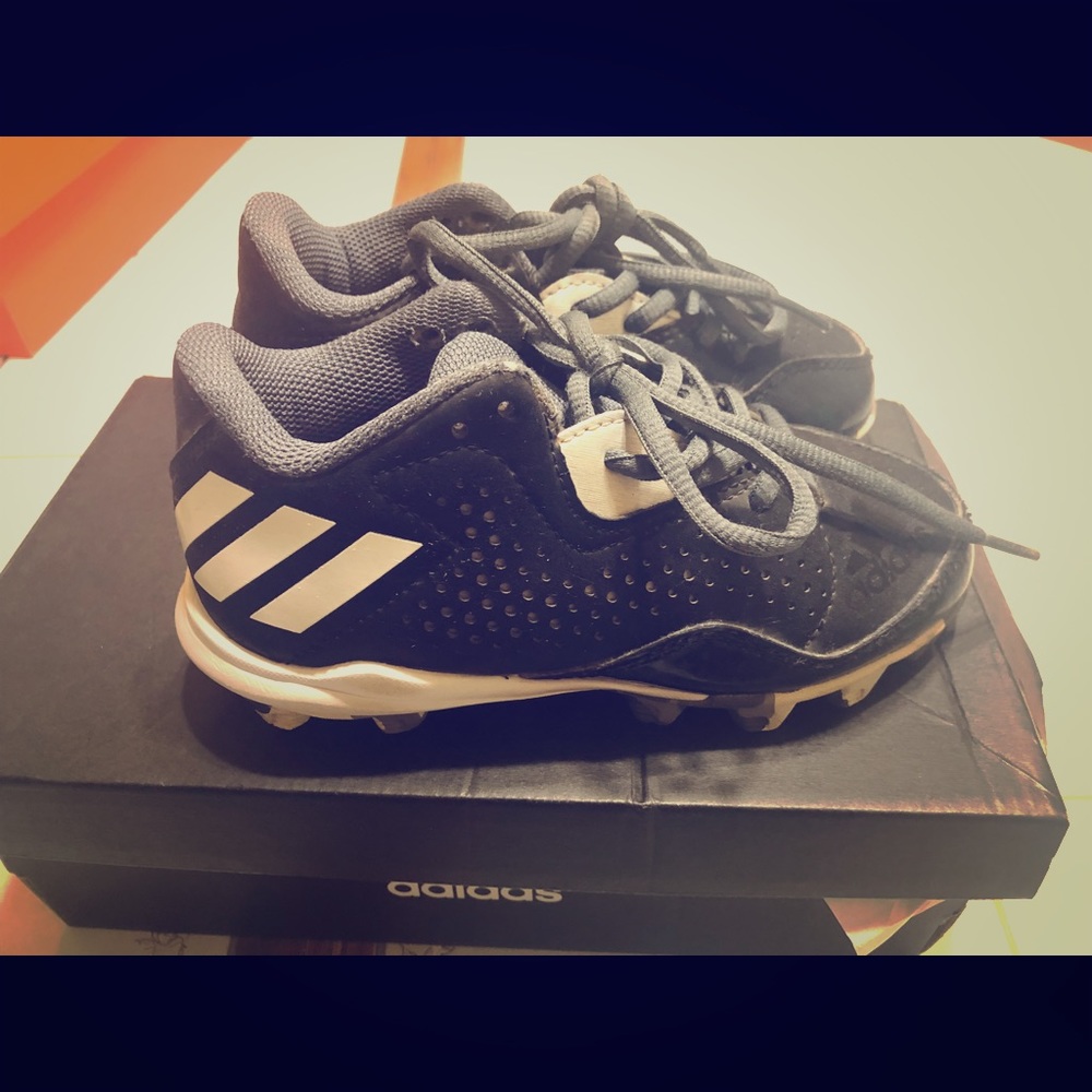 Adidas baseball kleets